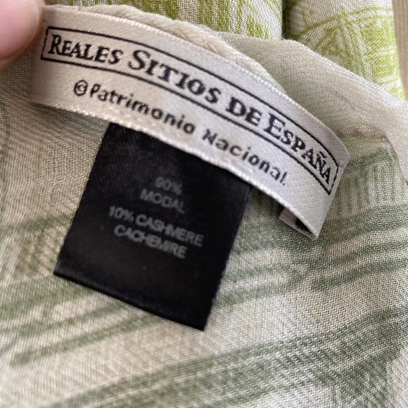 Reales sitios de espana modal cashmere blend printed scarf 26 X 69 - Picture 3 of 8